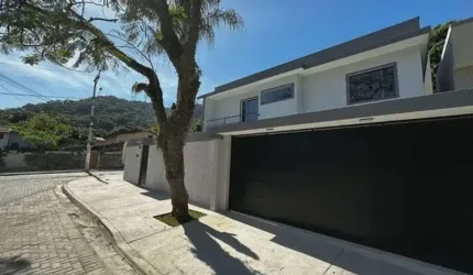 Casa Nova Linda em Itaipu - Niterói - RJ