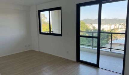 Excelente Apartamento no Condomínio Soul + no Ingá.