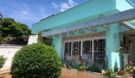 Casa em São Francisco na Rua do Canal - Bom Para Empresa e Comércio