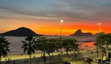 Magnífico apartamento no Condomínio Murano na Praia de Icarai em Niterói.