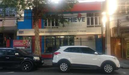 Alugo Excelente Casa Comercial Bem Localizada em Icaraí