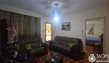Sobrado para Venda em Santo André, Vila Alto de Santo André, 2 dormitórios, 1 banheiro, 3 vagas