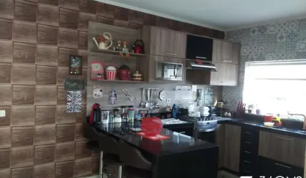 Sobrado para Venda em Santo André, Jardim Stella, 3 dormitórios, 1 suíte, 2 banheiros, 2 vagas