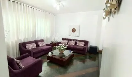 Sobrado para Venda em Santo André, Vila Pires, 3 dormitórios, 3 suítes, 4 banheiros, 2 vagas