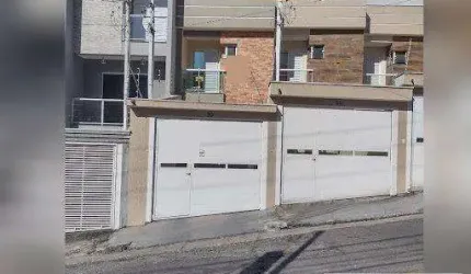 Sobrado para Venda em Santo André, Vila Alice, 3 dormitórios, 1 suíte, 3 banheiros, 2 vagas