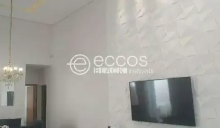 Excelente casa com 3 suítes para venda no bairro Jardim Inconfidência.