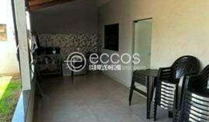 Casa à venda, 2 quartos, 1 suíte, 2 vagas, Jardim Brasília - Uberlândia/MG