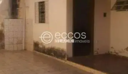 Casa à venda, 3 quartos, 1 suíte, 5 vagas, Vigilato Pereira - Uberlândia/MG
