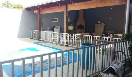 Casa à venda, 3 quartos, 4 vagas, Cidade Jardim - Uberlândia/MG