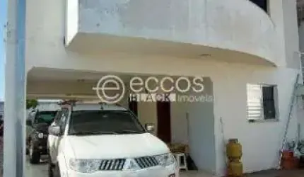 Casa à venda, 4 quartos, 3 suítes, 4 vagas, Cidade Jardim - Uberlândia/MG