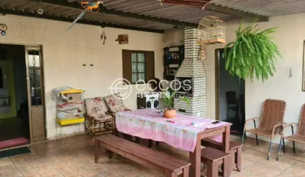 Casa à venda, 3 quartos, 1 suíte, 1 vaga, Morumbi - Uberlândia/MG