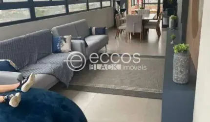 Apartamento à venda, 2 quartos, 2 suítes, 3 vagas, Umuarama - Uberlândia/MG
