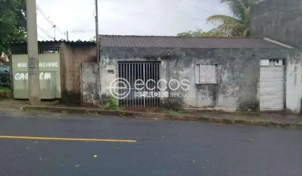 Casa à venda, 3 quartos, 1 suíte, 2 vagas, Jardim Brasília - Uberlândia/MG