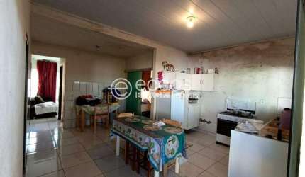 Casa à venda, 3 quartos, 5 vagas, Taiaman - Uberlândia/MG