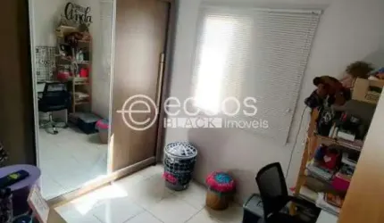 Apartamento à venda, 3 quartos, 1 suíte, 1 vaga, Chácaras Tubalina e Quartel - Uberlândia/MG