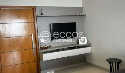Casa à venda, 3 quartos, 3 suítes, 2 vagas, Alto Umuarama - Uberlândia/MG