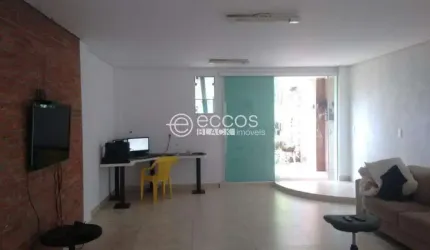Casa à venda, 4 quartos, 4 suítes, 4 vagas, Alto Umuarama - Uberlândia/MG