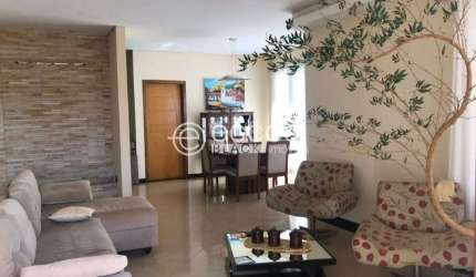 Casa à venda, 3 quartos, 2 suítes, 4 vagas, INTERLAGOS - ARAGUARI/MG