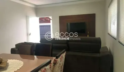 Casa à venda, 4 quartos, 1 suíte, 3 vagas, Jardim Inconfidência - Uberlândia/MG