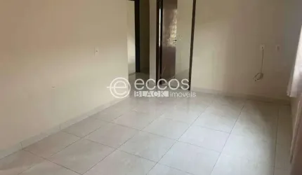 Casa à venda, 3 quartos, 1 suíte, 2 vagas, Cidade Jardim - Uberlândia/MG