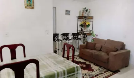 Casa à venda, 2 quartos, 3 vagas, Morumbi - Uberlândia/MG
