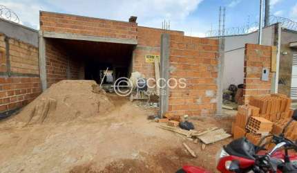 Casa à venda, 3 quartos, 1 suíte, 2 vagas, Jardim Europa - Uberlândia/MG