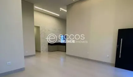 Casa à venda, 3 quartos, 1 suíte, 6 vagas, Novo Mundo - Uberlândia/MG