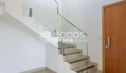 APARTAMENTO DUPLEX à venda, 3 quartos, 1 suíte, 2 vagas, Novo Mundo - Uberlândia/MG