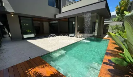 Casa em condomínio à venda, 5 quartos, 5 suítes, 4 vagas, Jardim Sul - Uberlândia/MG