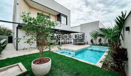 Casa em condomínio à venda, 4 quartos, 4 suítes, 4 vagas, Gávea Sul - Uberlândia/MG