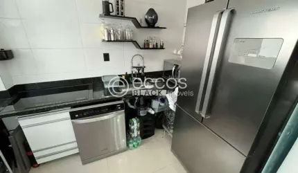 Apartamento à venda, 2 quartos, 1 suíte, 1 vaga, Martins - Uberlândia/MG