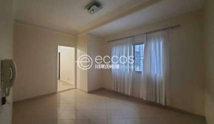 Apartamento à venda, 4 quartos, 1 suíte, 2 vagas, Osvaldo Rezende - Uberlândia/MG