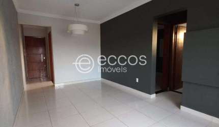 Apartamento à venda, 2 quartos, 1 suíte, 2 vagas, Pampulha - Uberlândia/MG