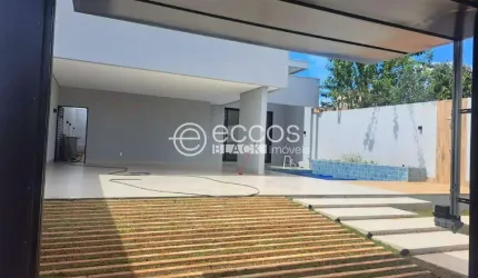 Casa à venda, 3 quartos, 1 suíte, 4 vagas, Santa Mônica - Uberlândia/MG