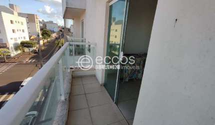 Cobertura para aluguel, 3 quartos, 3 suítes, 3 vagas, Santa Mônica - Uberlândia/MG