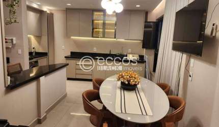 Apartamento à venda, 2 quartos, 1 suíte, 2 vagas, Cazeca - Uberlândia/MG
