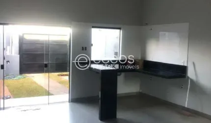 Casa à venda, 2 quartos, 1 suíte, 2 vagas, Laranjeiras - Uberlândia/MG