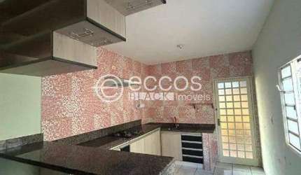 Casa à venda, 2 quartos, 2 vagas, Nossa Senhora das Graças - Uberlândia/MG