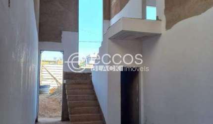 Casa em condomínio à venda, 4 quartos, 4 suítes, 4 vagas, Granja Marileusa - Uberlândia/MG