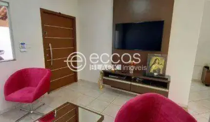 Casa à venda, 3 quartos, 2 suítes, 2 vagas, Cidade Jardim - Uberlândia/MG