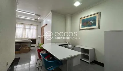 Sala comercial à venda, 1 vaga, Martins - Uberlândia/MG