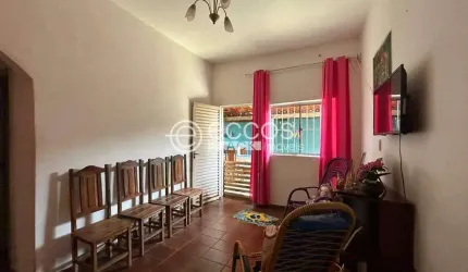 Casa à venda, 2 quartos, Aclimação - Uberlândia/MG