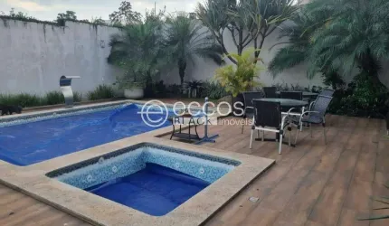 Casa para aluguel, 4 quartos, 2 suítes, 6 vagas, Cidade Jardim - Uberlândia/MG
