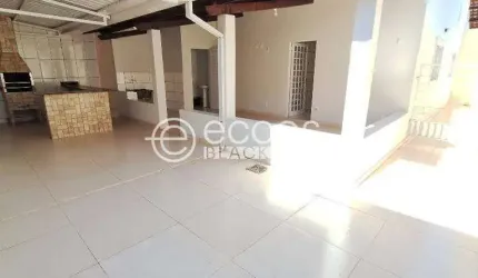 Casa para aluguel, 3 quartos, 1 suíte, 2 vagas, MILENIUM - ARAGUARI/MG