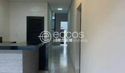 Casa à venda, 3 quartos, 3 suítes, 2 vagas, Jardim Patrícia - Uberlândia/MG