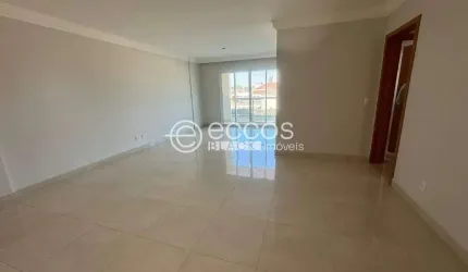 Apartamento à venda, 3 quartos, 1 suíte, 2 vagas, Martins - Uberlândia/MG