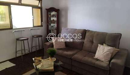 Casa à venda, 3 quartos, 1 suíte, 1 vaga, Martins - Uberlândia/MG