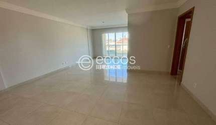 Apartamento à venda, 3 quartos, 1 suíte, 2 vagas, Martins - Uberlândia/MG