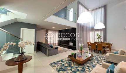 Casa à venda, 4 quartos, 4 suítes, 2 vagas, Jardim Karaíba - Uberlândia/MG