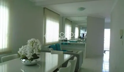 Casa à venda, 3 quartos, 1 suíte, 2 vagas, Marta Helena - Uberlândia/MG